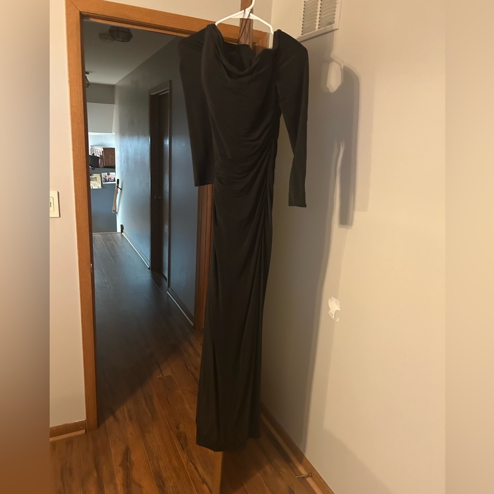 Off shoulder black simple dress